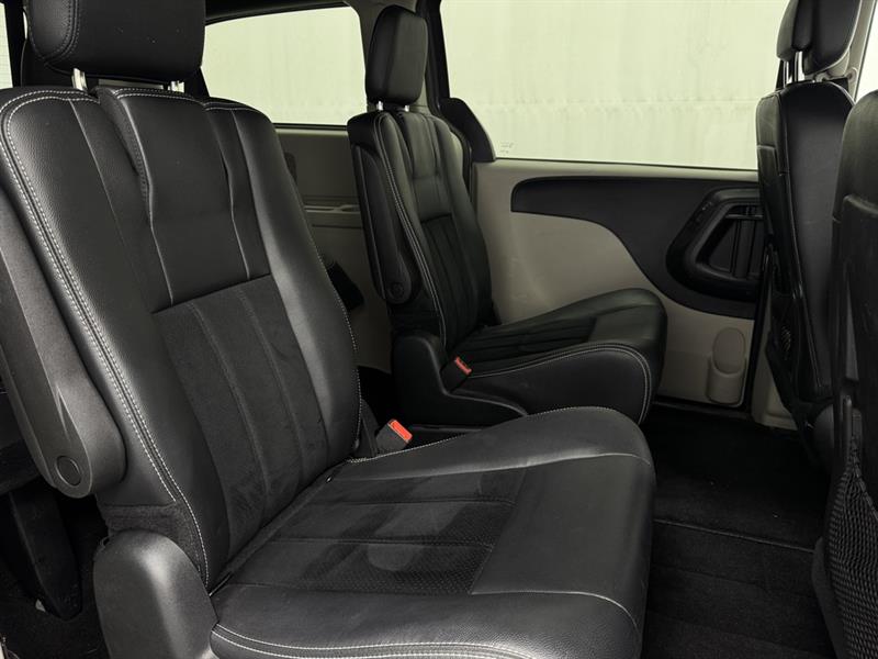 dodge Grand Caravan 2018 - 32