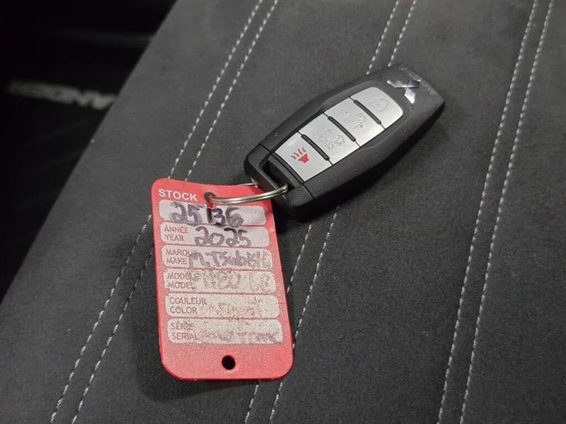 mitsubishi Outlander 2025 - 28