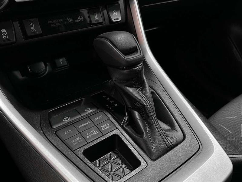 toyota RAV4 2021 - 16