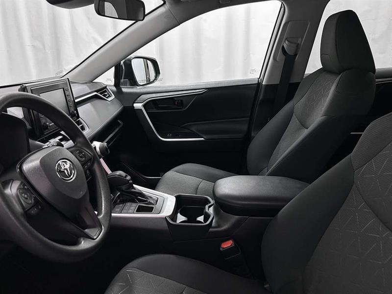 toyota RAV4 2021 - 19