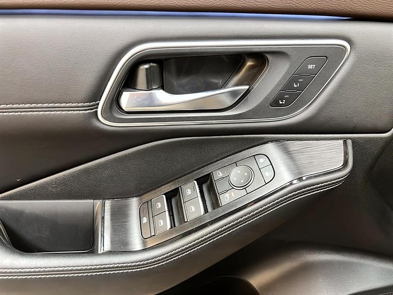 nissan Rogue 2023 - 25