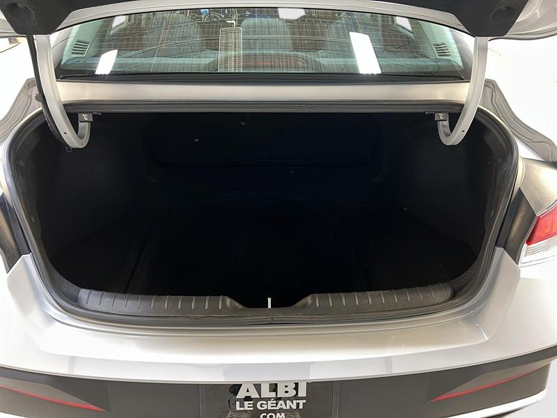 hyundai Elantra 2024 - 13