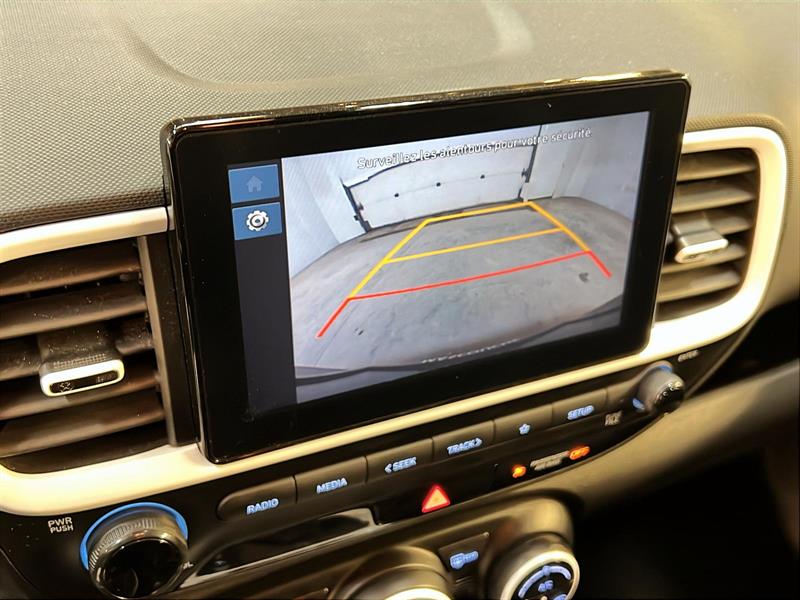 hyundai Venue 2023 - 16