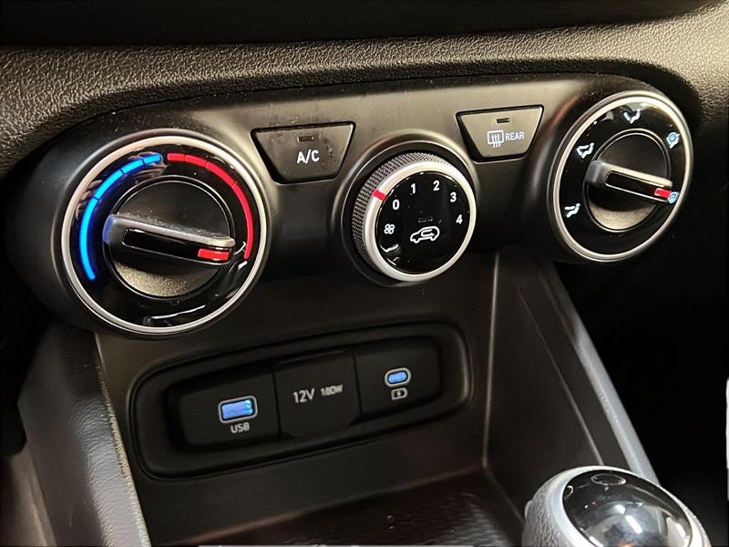 hyundai Venue 2023 - 14