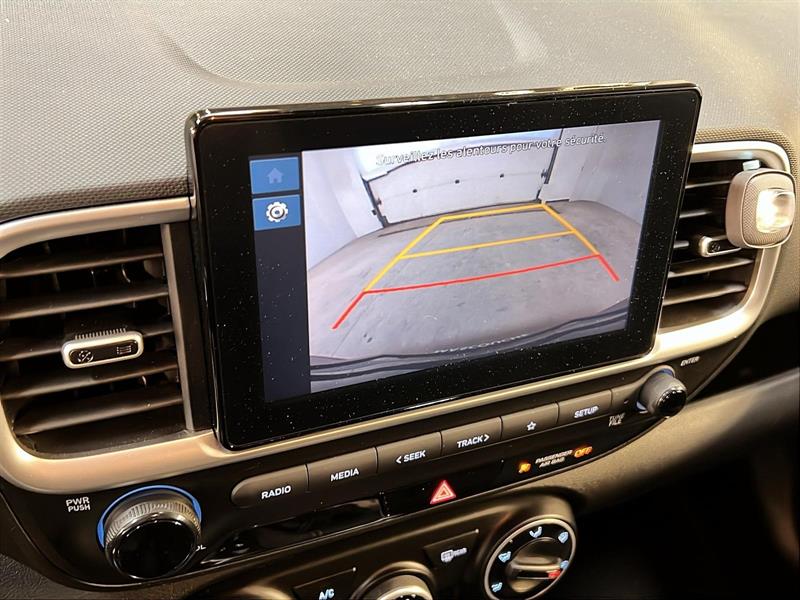 hyundai Venue 2023 - 16