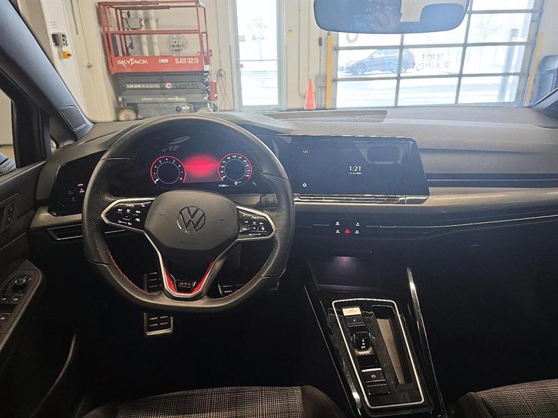volkswagen Golf GTI 2023 - 11