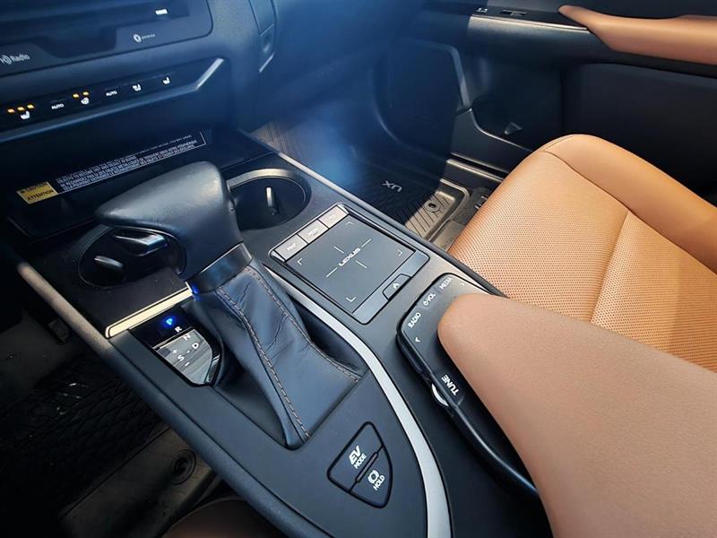 lexus UX 250H 2022 - 4