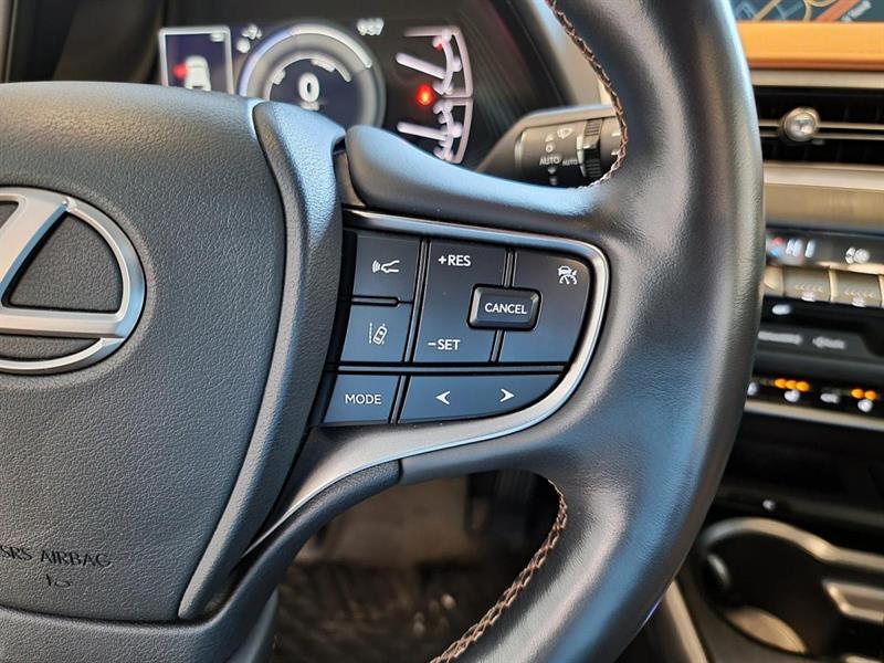 lexus UX 250H 2022 - 8