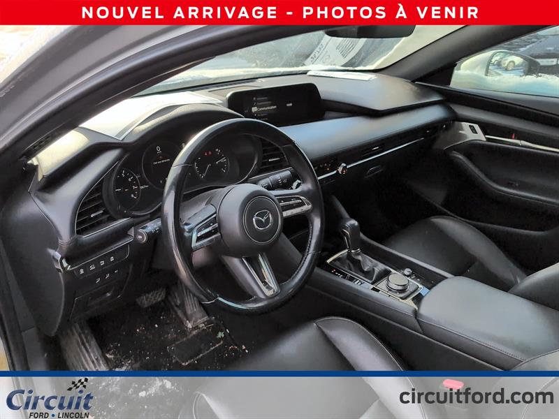 mazda Mazda3 Sport 2023 - 8