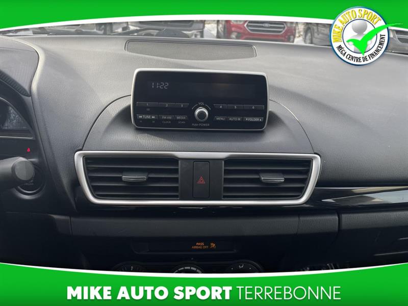 mazda Mazda3 2015 - 14