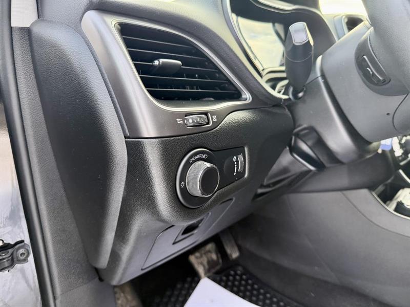 jeep Cherokee 2021 - 14