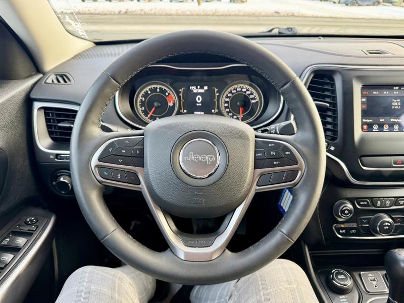 jeep Cherokee 2021 - 18