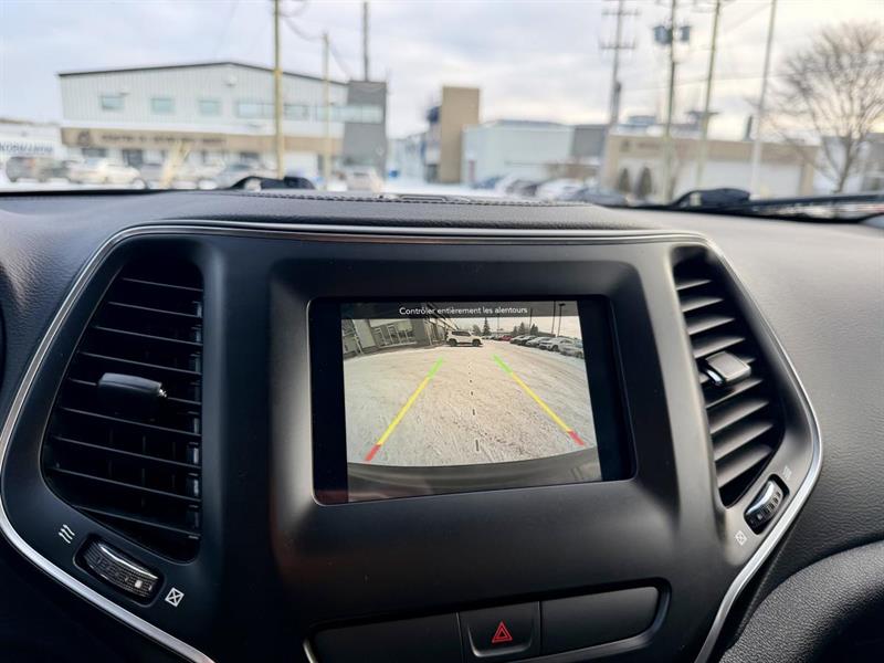 jeep Cherokee 2021 - 30