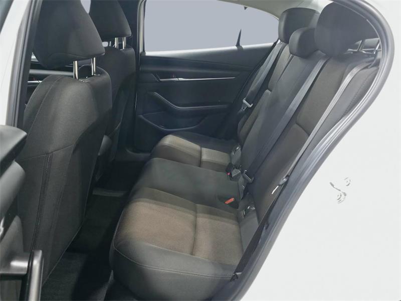mazda Mazda3 2021 - 10