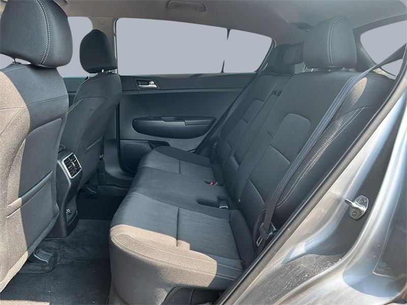 kia Sportage 2022 - 12