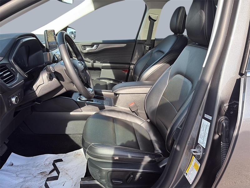 ford Escape 2022 - 11