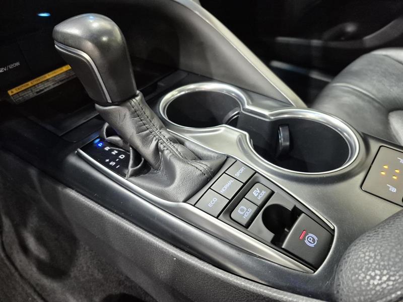 toyota Camry Hybrid 2018 - 17