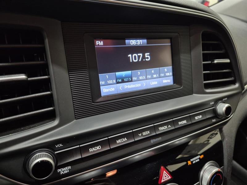 hyundai Elantra 2020 - 19