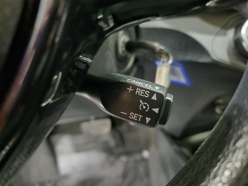 toyota Yaris Hatchback 2018 - 13