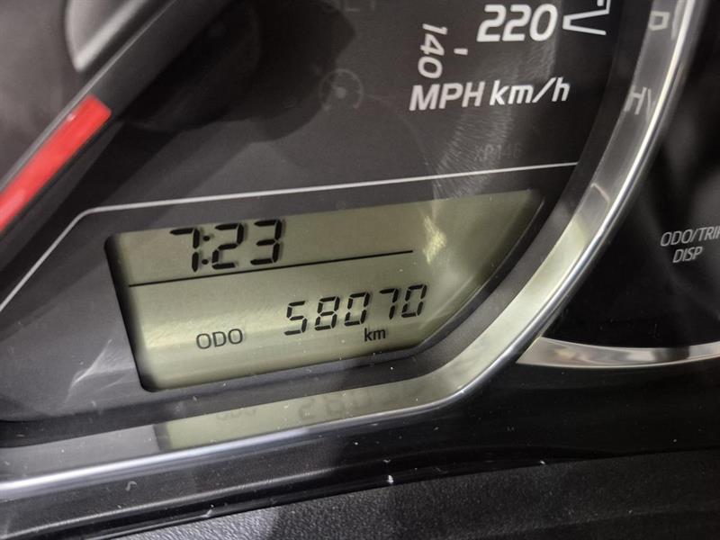 toyota Yaris Hatchback 2018 - 16