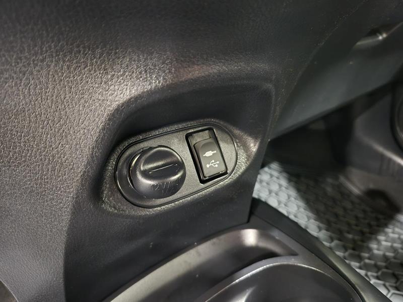 toyota Yaris Hatchback 2018 - 20