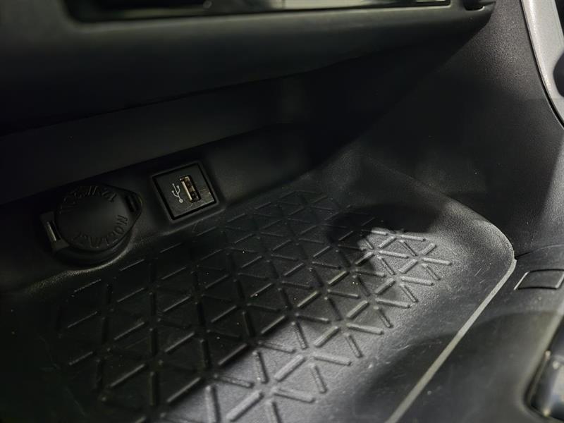 toyota RAV4 2023 - 19