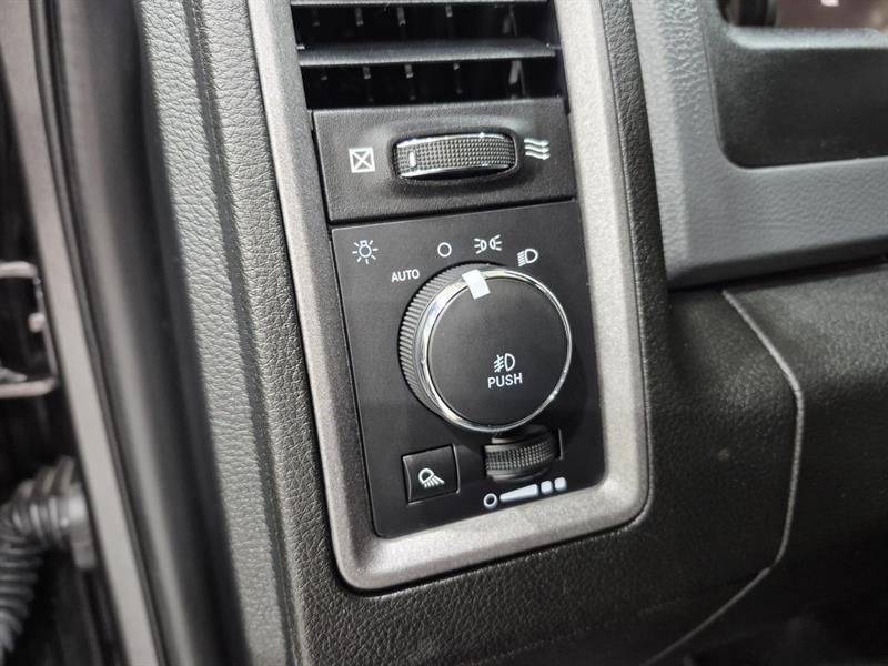 ram 1500 Classic 2020 - 12