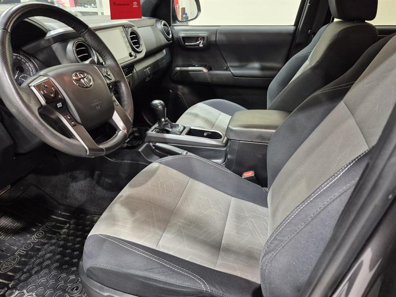 toyota Tacoma 2022 - 8