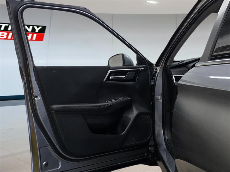 mitsubishi Outlander 2022 - 10