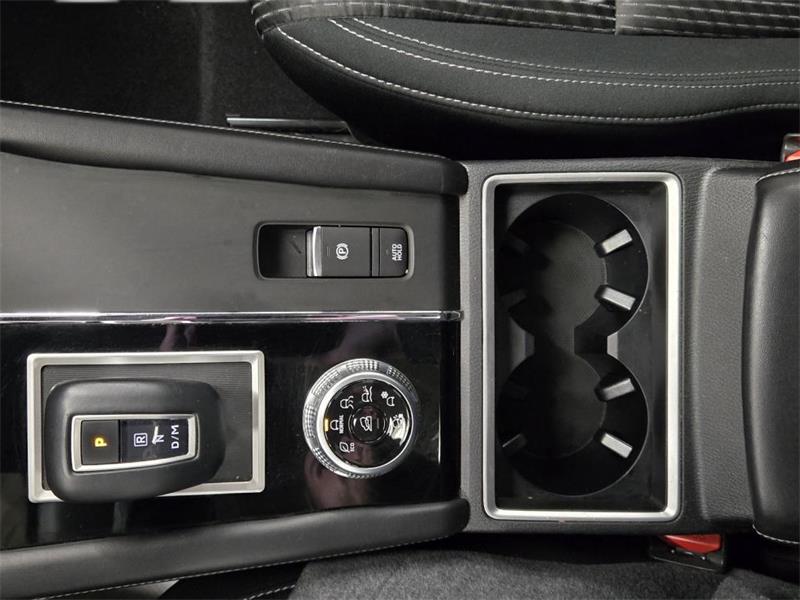 mitsubishi Outlander 2022 - 21