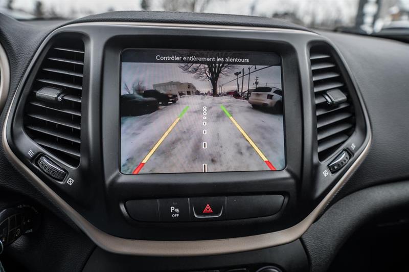 jeep Cherokee 2018 - 17