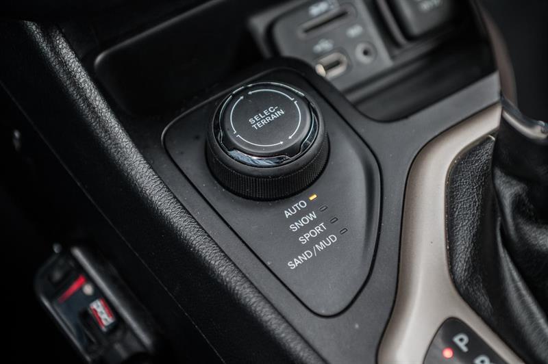 jeep Cherokee 2018 - 21