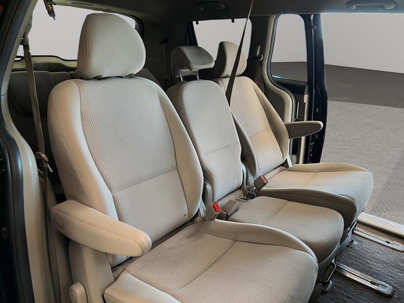 kia Sedona 2019 - 18