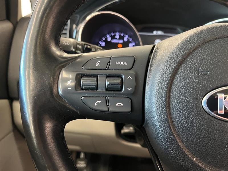 kia Sedona 2019 - 23