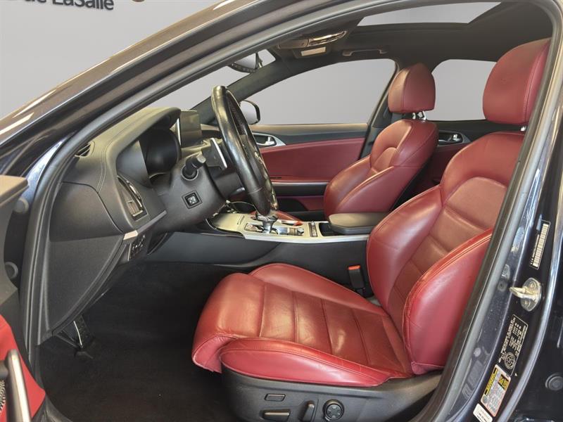 kia Stinger 2018 - 11