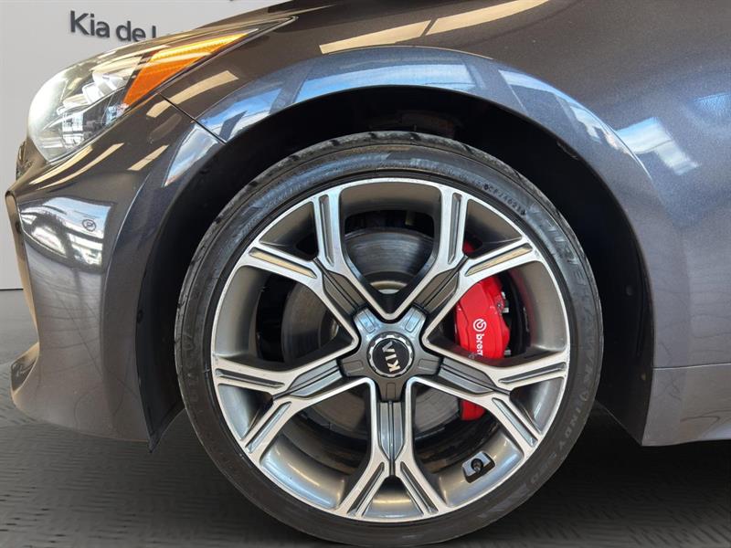 kia Stinger 2018 - 22
