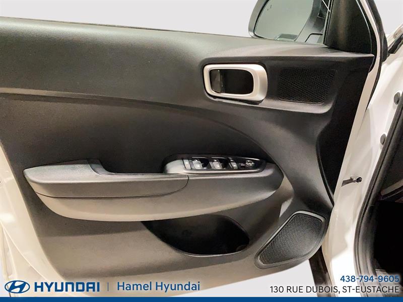 hyundai Venue 2022 - 10