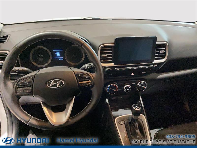 hyundai Venue 2022 - 14
