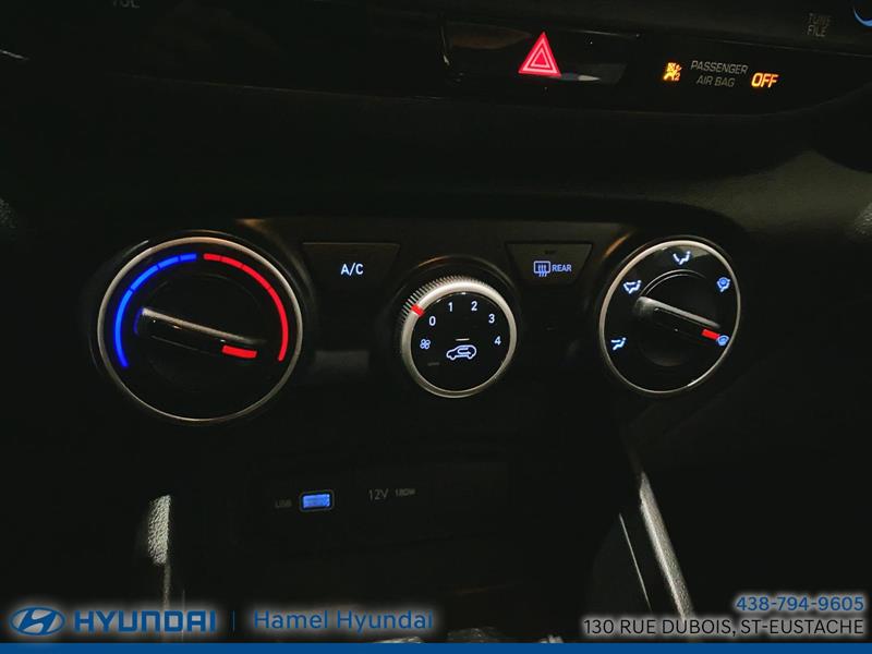 hyundai Venue 2022 - 17