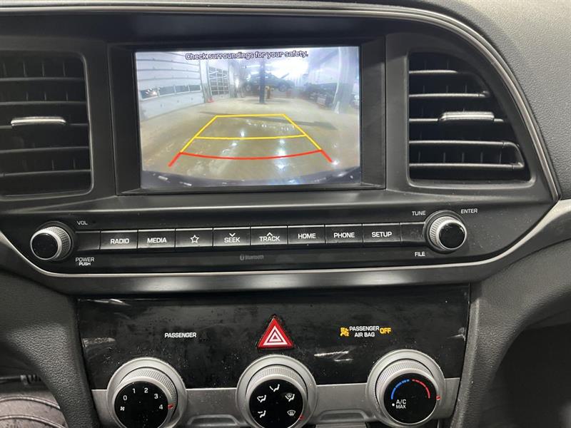 hyundai Elantra 2020 - 22