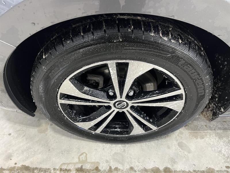 nissan Sentra 2022 - 10