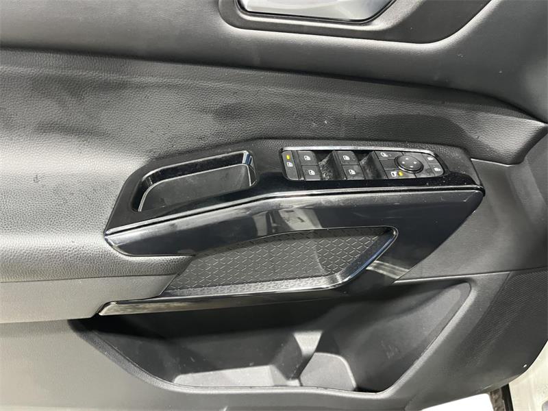 nissan Pathfinder 2022 - 17