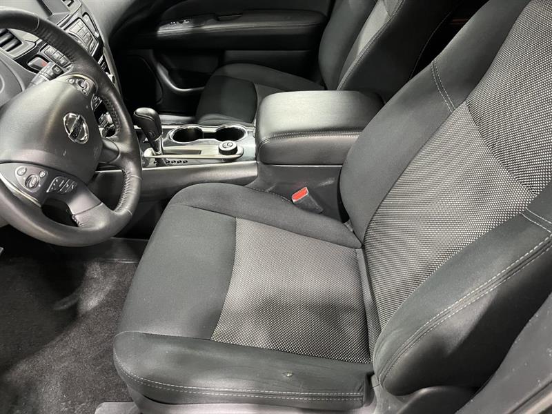 nissan Pathfinder 2018 - 11