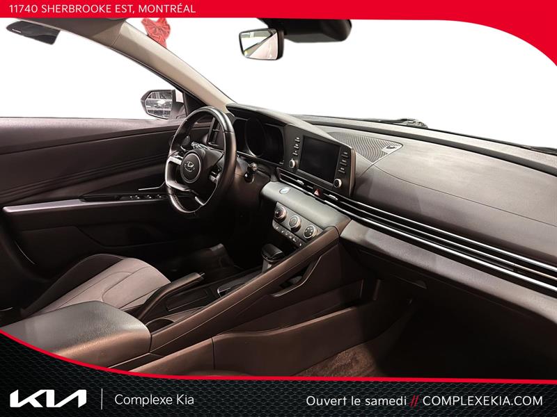 hyundai Elantra 2022 - 19