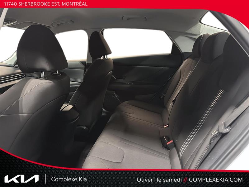 hyundai Elantra 2022 - 21