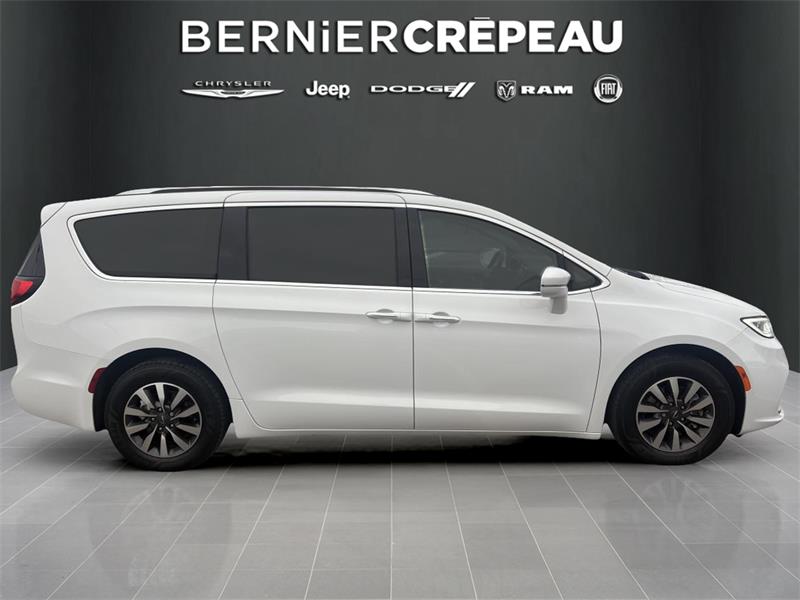chrysler Pacifica Hybrid 2021 - 7