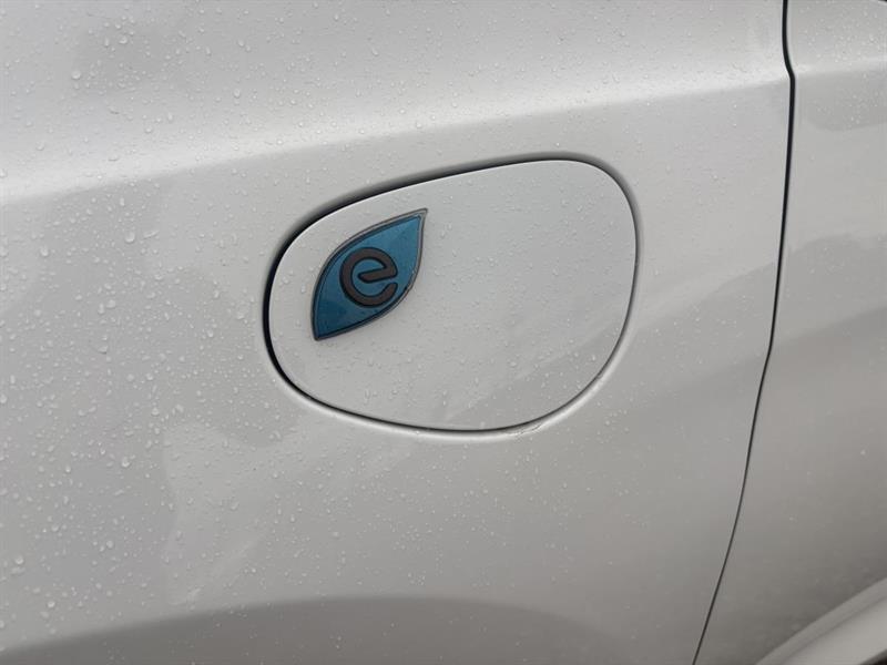 chrysler Pacifica Hybrid 2021 - 11