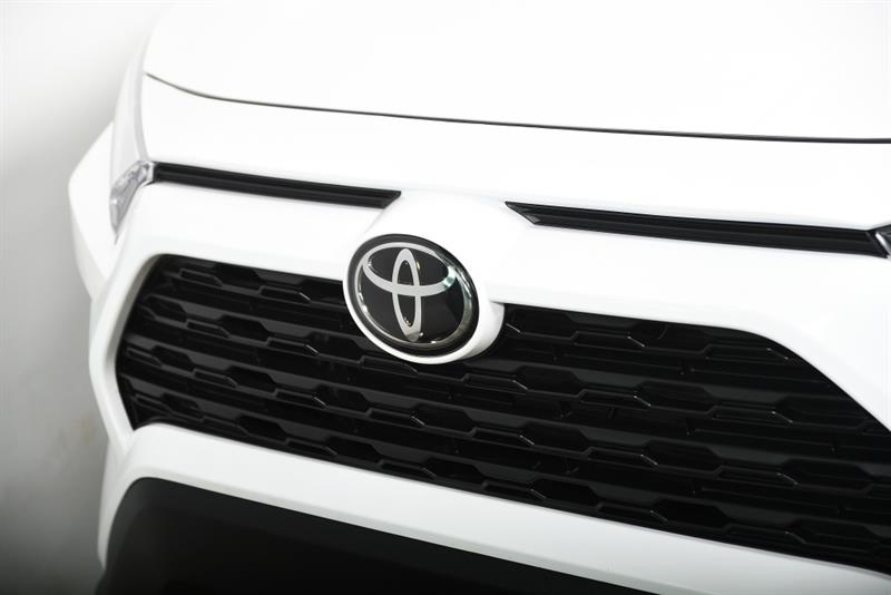 toyota RAV4 2023 - 8