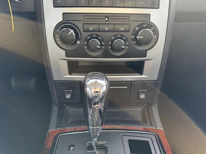 chrysler 300 2008 - 16