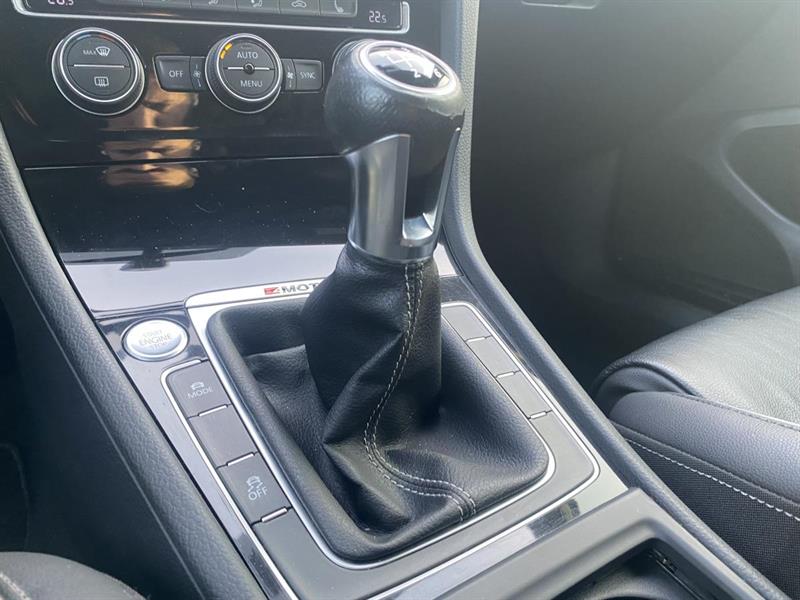 volkswagen Golf R 2018 - 15